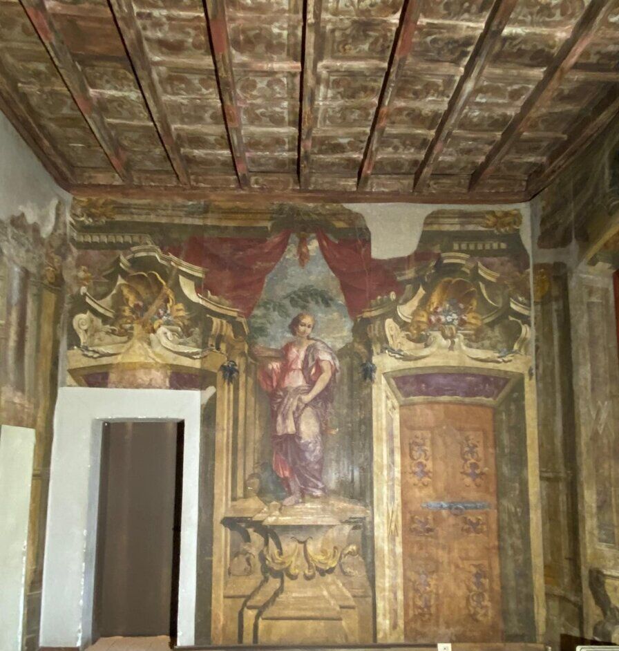 Affreschi restaurati in chiesa