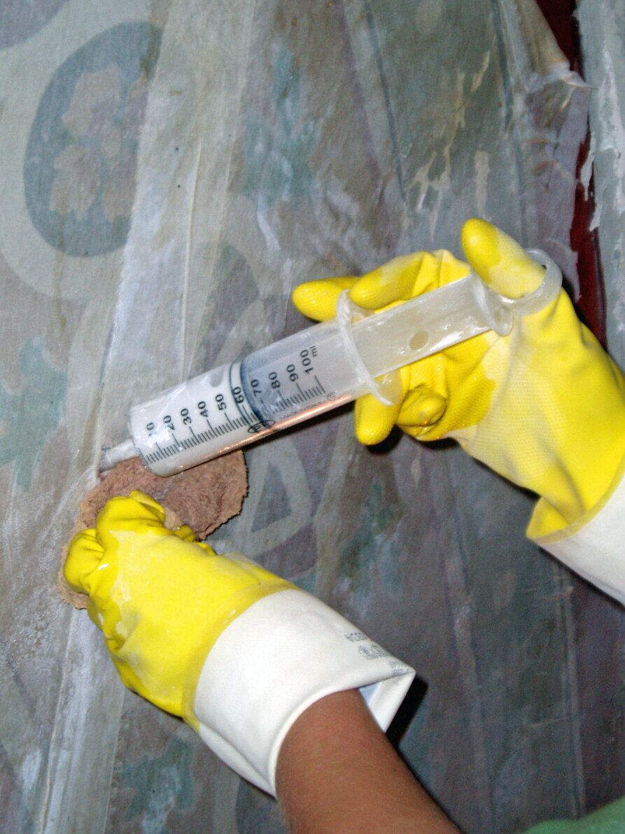 Consolidamento di materiale lapideo