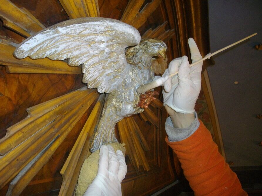 Pulitura selettiva su pietra storica